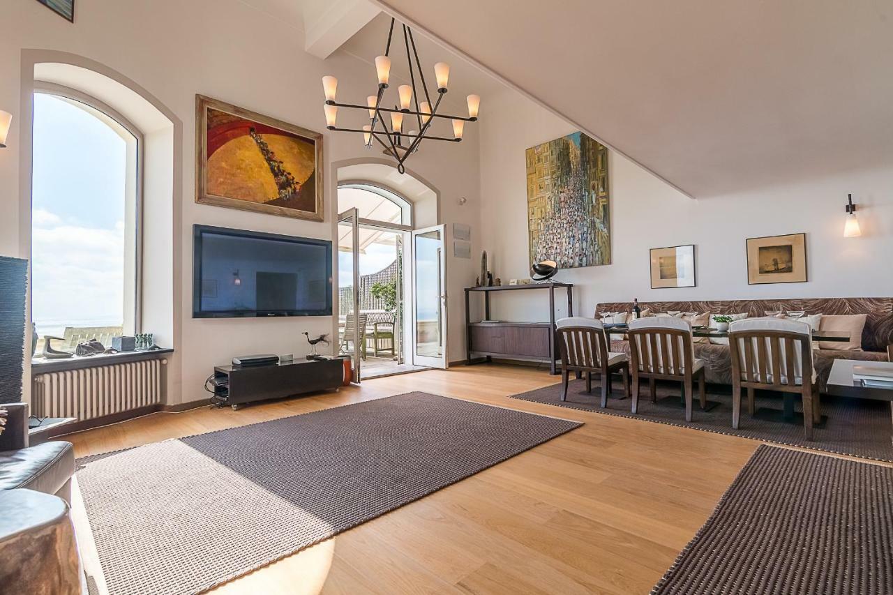 Appartement Ametsa, Luxury Flat, Terrace And Wonderful Seaview, In Biarritz